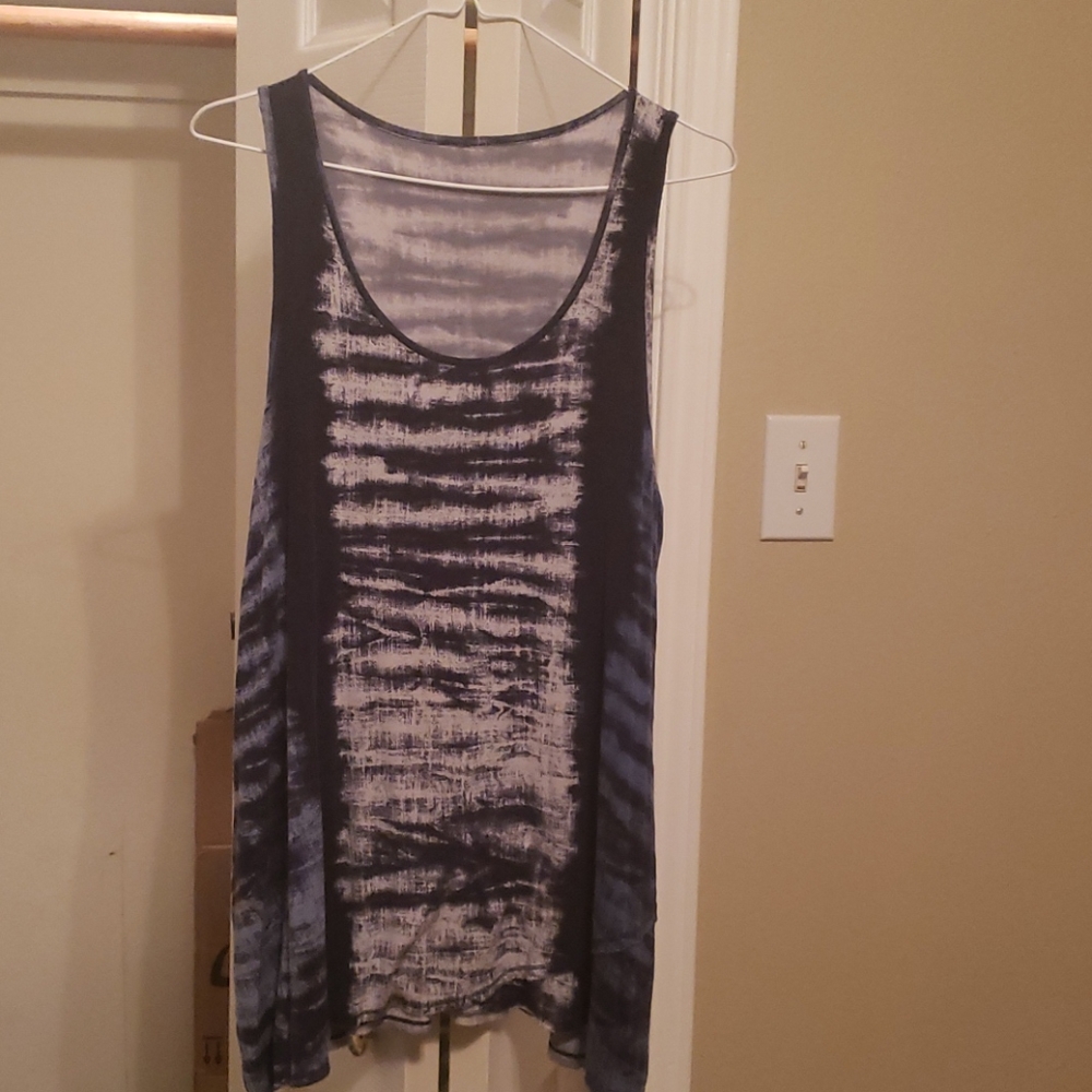 ◇5 for $15◇ Tank top